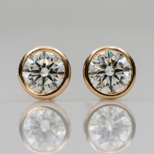Bezel Setting Diamond Stud Earrings