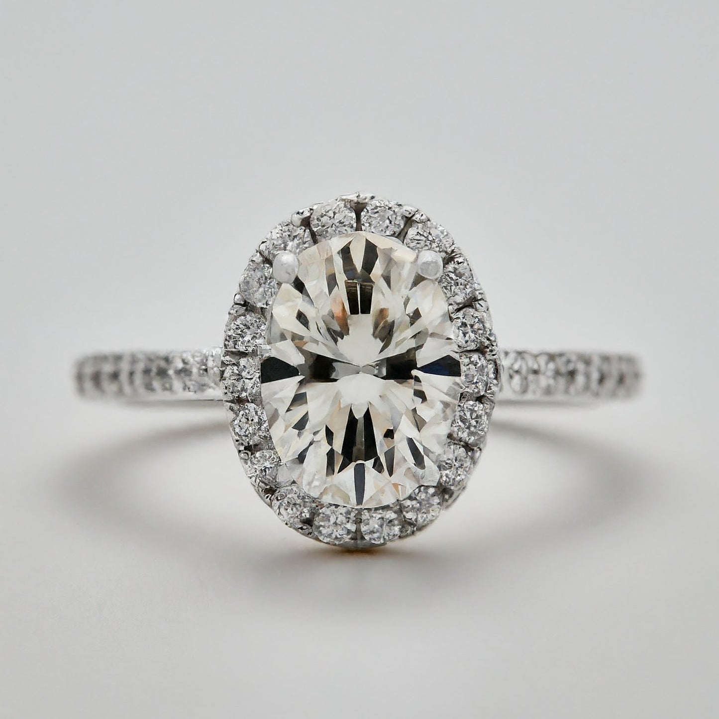 4 Prong Setting Side Stone Halo Ring
