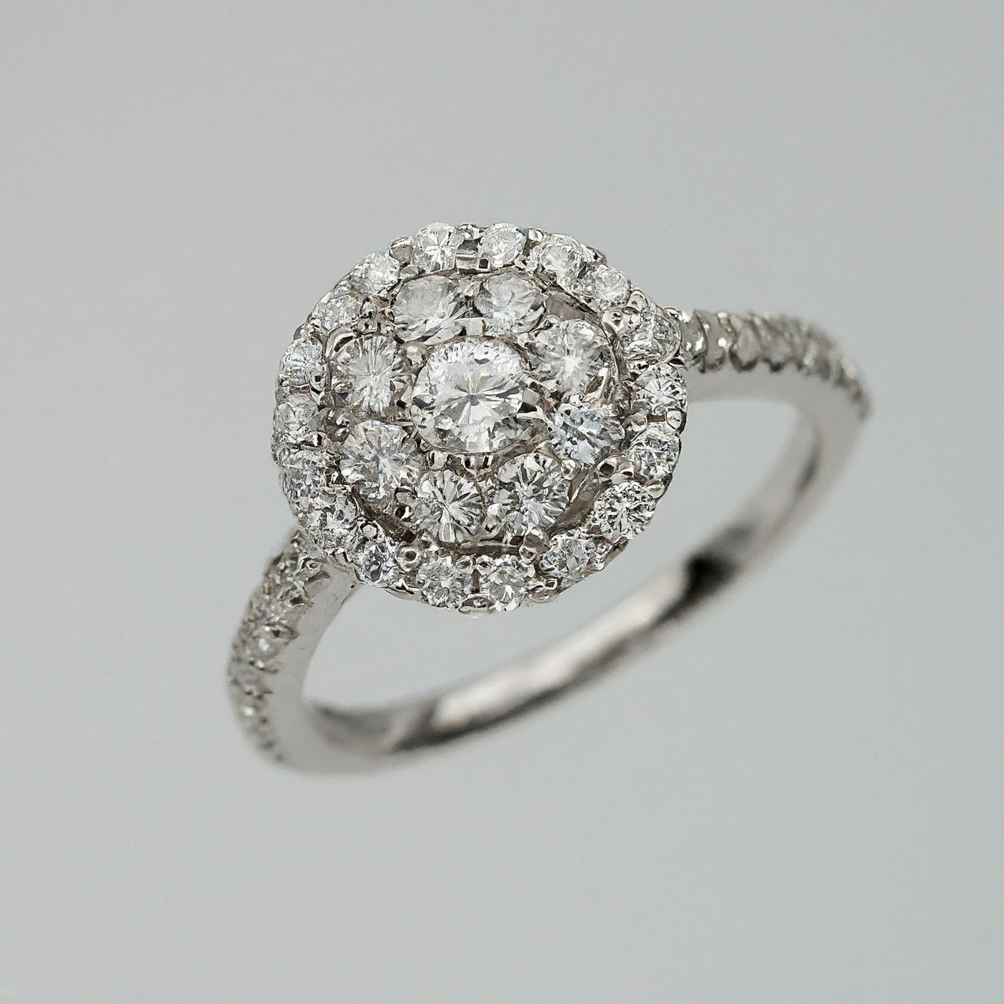 Round Diamond Cluster Ring
